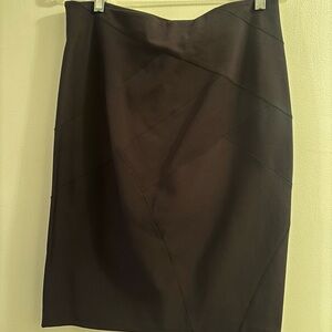 Black Women's Pencil Skirt - Classic Sleek Design